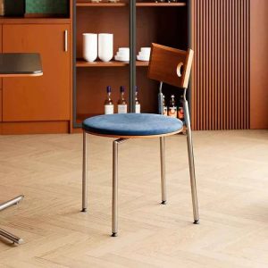 Alternative view of Axel Oak Dining Chair